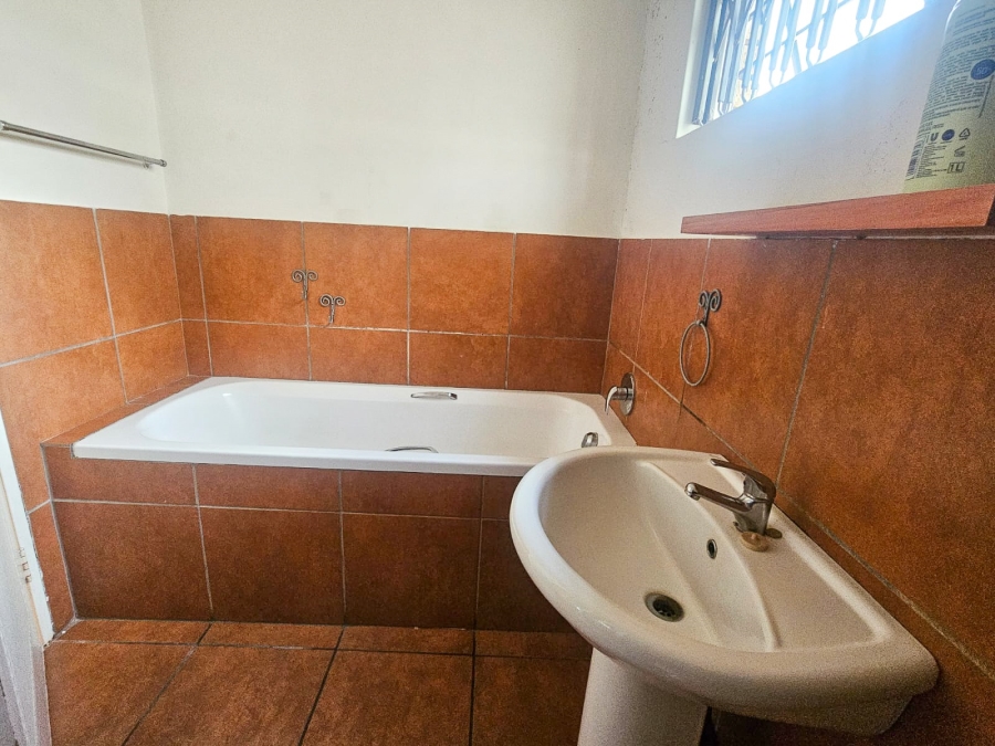 2 Bedroom Property for Sale in Die Bult North West